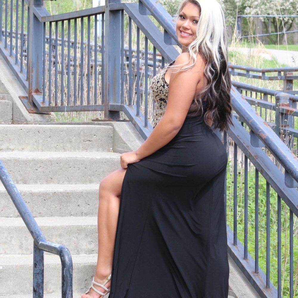 GROUP USA CAMILLE LA VIE BLACK & GOLD LONG DRESS